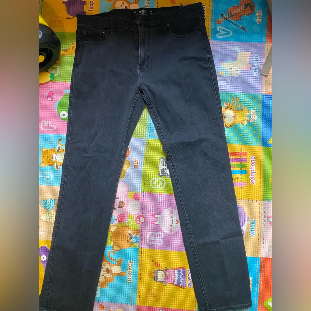Hollister jeans